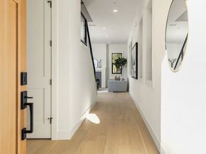 15016 SE 22nd Street, Bellevue WA 98007