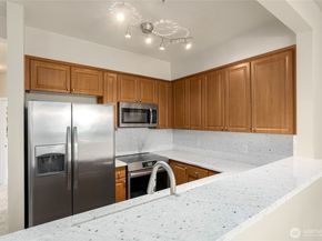 13000 Admiralty Way B205, Everett WA 98204