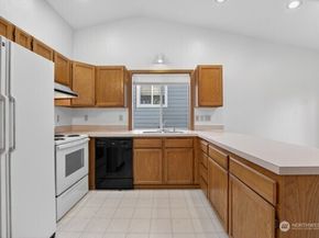 21622 120th Avenue SE, Kent WA 98031