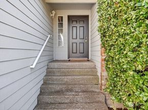 21622 120th Avenue SE, Kent WA 98031