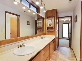 17719 54th Avenue W, Lynnwood WA 98037