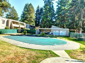 4807 180th Street SW E105, Lynnwood WA 98037