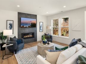 720 20th Avenue W, Kirkland WA 98033