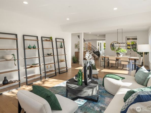 720 20th Avenue W, Kirkland WA 98033