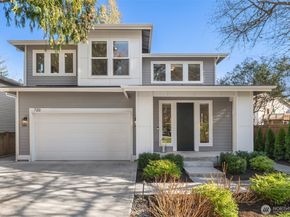 720 20th Avenue W, Kirkland WA 98033