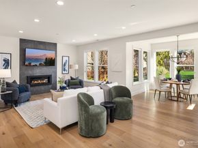 720 20th Avenue W, Kirkland WA 98033