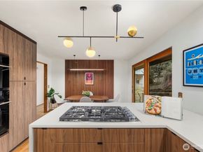 16700 SE 31st Street, Bellevue WA 98008