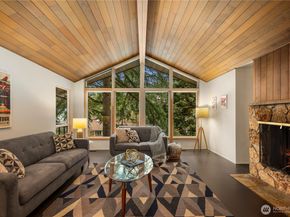 16700 SE 31st Street, Bellevue WA 98008