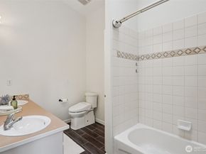 13435 Greenwood Avenue N E, Seattle WA 98133