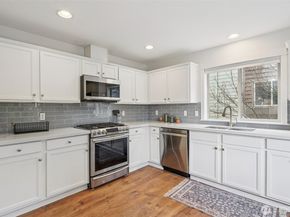 13435 Greenwood Avenue N E, Seattle WA 98133