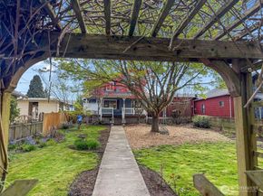 1721 McDougall Avenue, Everett WA 98201