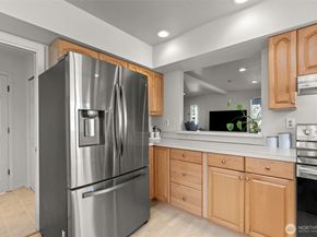 1721 McDougall Avenue, Everett WA 98201