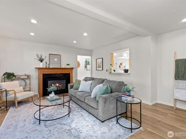 1721 McDougall Avenue, Everett WA 98201