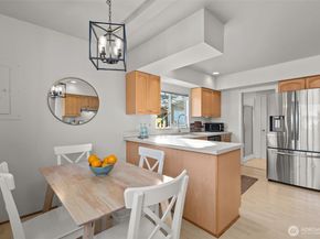 1721 McDougall Avenue, Everett WA 98201
