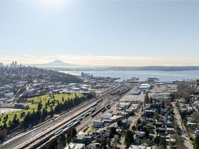 3245 21st Avenue W, Seattle WA 98199