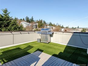 3245 21st Avenue W, Seattle WA 98199