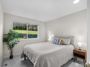 15509 132nd Place NE 3E, Woodinville WA 98072