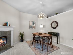 15509 132nd Place NE 3E, Woodinville WA 98072