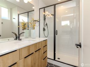 8811 Interlake Avenue N A, Seattle WA 98103