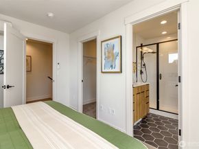 8811 Interlake Avenue N A, Seattle WA 98103