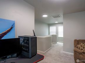 3823 Westar Avenue SW, Bremerton WA 98312