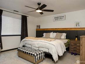 3823 Westar Avenue SW, Bremerton WA 98312