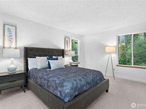 13717 Linden Avenue N 313, Seattle WA 98133