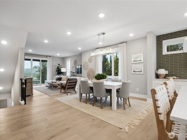 12255 138th Place NE 1702, Redmond WA 98052