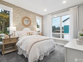 12255 138th Place NE 1702, Redmond WA 98052