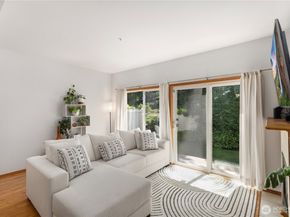 418 17th Street SE 5C, Auburn WA 98002