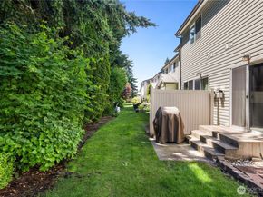 418 17th Street SE 5C, Auburn WA 98002