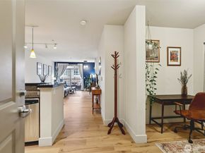 5650 24th Avenue NW 206, Seattle WA 98107