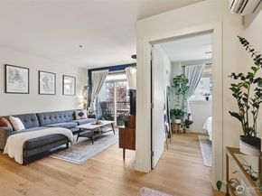 5650 24th Avenue NW 206, Seattle WA 98107