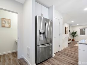 12526 15th Avenue NE B, Seattle WA 98125