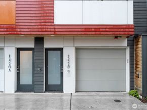 12526 15th Avenue NE B, Seattle WA 98125