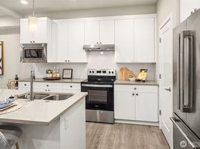 3123 148th St SW A6, Lynnwood WA 98087