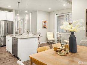 3123 148th St SW A6, Lynnwood WA 98087