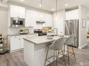 3123 148th St SW A6, Lynnwood WA 98087