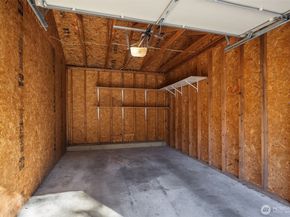 25025 SE Klahanie Boulevard B101, Issaquah WA 98029