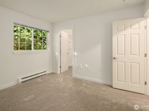 25025 SE Klahanie Boulevard B101, Issaquah WA 98029
