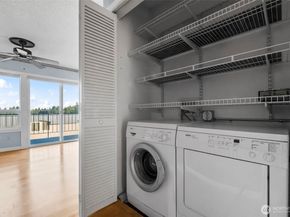 924 Shorewood Drive A11, Bremerton WA 98312