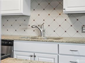 924 Shorewood Drive A11, Bremerton WA 98312