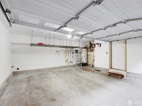 15408 14th Avenue W 6, Lynnwood WA 98087