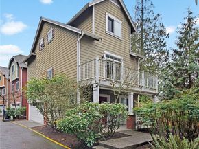 15408 14th Avenue W 6, Lynnwood WA 98087
