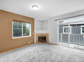 15408 14th Avenue W 6, Lynnwood WA 98087