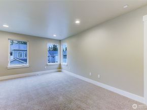 18425 Meridian Avenue SE CR 26, Bothell WA 98012