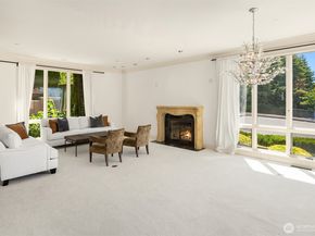 10132 NE 59th Street C, Kirkland WA 98033