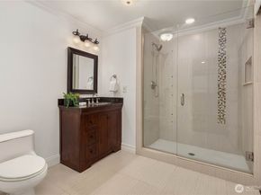 4316 W Lake Sammamish Parkway SE H103, Issaquah WA 98027