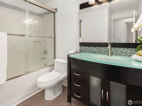 4316 W Lake Sammamish Parkway SE H103, Issaquah WA 98027