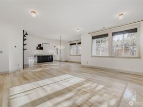 19631 38th Drive SE, Bothell WA 98012